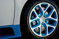 Bugatti Veyron Grand Sport Vitesse blanc/bleu jante