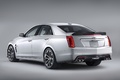 Cadillac CTS-V 2015 - Blanche + Carbon - 3/4 arrière droit