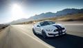 Shleby GT350 Mustang - Blanche, bandes bleues - 3/4 avant droit dynamique