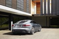 Jaguar C-X16 gris 3/4 arrière droit 2