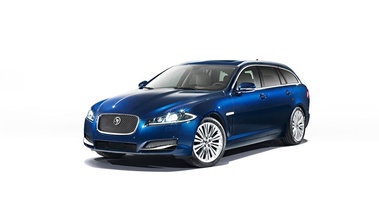 Jaguar XF Sportbrake bleu 3/4 avant gauche