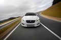 Jaguar XJ Pack Sport blanc face avant travelling