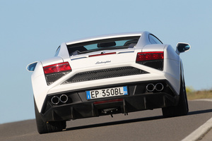 Lamborghini Gallardo LP560-4 MkII blanc vue de la face arrière