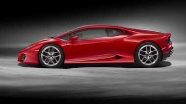 Lamborghini Huracan LP580-2 rouge profil