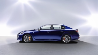 Lexus GS-F - Bleue - Profil gauche
