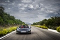 McLaren MP4-12C Spyder anthracite face avant travelling