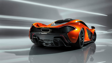 McLaren P1 orange 3/4 arrière droit