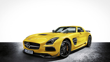 Mercedes-Benz SLS AMG Black Series - jaune - 3/4 avant gauche