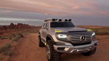 Mercedes Ener-G-Force Concept - 3/4 avant droit