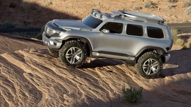 Mercedes Ener-G-Force Concept - profil gauche, penché