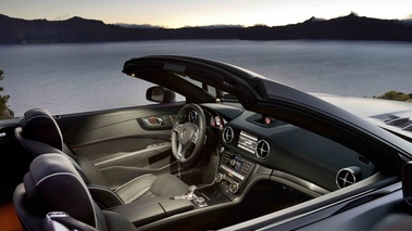 Mercedes SL500 R231 anthracite mate intérieur