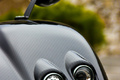 Pagani Zonda F Roadster carbone phares avant debout
