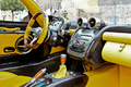 Pagani Zonda F Roadster carbone tableau de bord