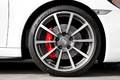 Porsche 991 Carrera 4S Cabriolet blanc jante