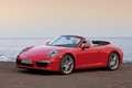 Porsche 991 Carrera S Cabriolet rouge 3/4 avant gauche