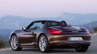 Porsche Boxster - marron - 3/4 arrière gauche