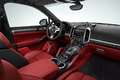 Porsche Cayenne Turbo S blanc intérieur