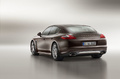 Porsche Panamera Platinum Edition - marron - 3/4 arrière gauche