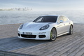 Porsche Panamera S Hybrid - blanche - 3/4 avant gauche