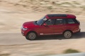 Range Rover MY2013 rouge profil travelling vue de haut