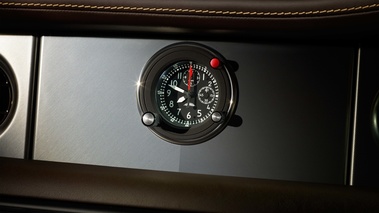 Rolls Royce Phantom Coupe Aviator Collection gris horloge tableau de bord