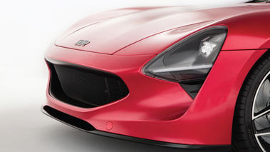 TVR Griffith 2018 rouge phare avant