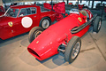Exposition Ferrari - Panthéon Automobile de Bâle - ancienne rouge 3/4 avant gauche 3