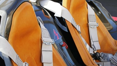 BMW 328 Hommage cuir sièges