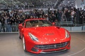 Salon de Genève 2012 - Ferrari F12 Berlinetta rouge face avant