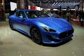 Salon de Genève 2012 - Maserati GranTurismo Sport bleu 3/4 avant droit