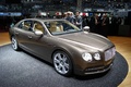 Salon de Genève 2013 - Bentley Fling Spur marron 3/4 avant droit