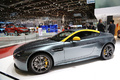 Aston Martin V8 Vantage N430 vert profil