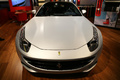 Ferrari FF gris face avant