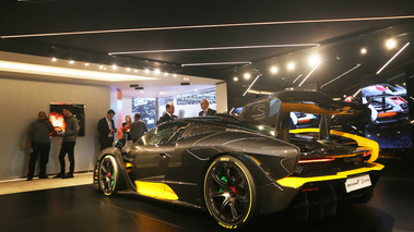 Salon de Genève 2018 - McLaren Senna MSO carbone 3/4 arrière gauche