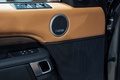 Mondial de l'Automobile de Paris 2016 - Land Rover Discovery V anthracite panneau de porte
