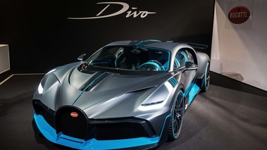 Mondial de l'Automobile de Paris 2018 - Bugatti Divo 3/4 avant gauche