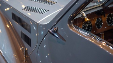 Rétromobile 2017 - Bugatti Type 57 SC Atlantic anthracite poignée de porte