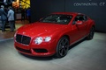 Salon de Detroit 2012 - Bentley Continental GT V8 rouge 3/4 avant gauche