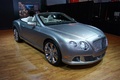 Salon de Detroit 2012 - Bentley Continental GTC V8 gris 3/4 avant droit
