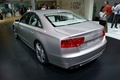 Salon de Francfort IAA 2011 - Audi S8 gris 3/4 arrière gauche