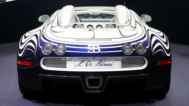 Salon de Francfort IAA 2011 - Bugatti Veyron Grand Sport L'Or Blanc face arrière