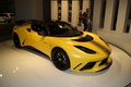 Salon de Francfort IAA 2011 - Lotus Evora GTE jaune/noir 3/4 avant droit