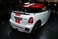 Salon de Francfort IAA 2011 - Mini Coupé JCW blanc/rouge 3/4 arrière droit