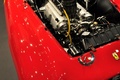Ferrari 512 rouge, plongée