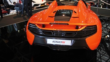McLaren 650S Spider orange face arrière