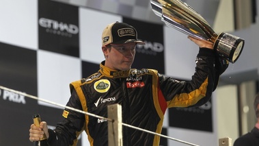 F1 GP Abou Dabi 2012 Lotus Räikkönen trophée