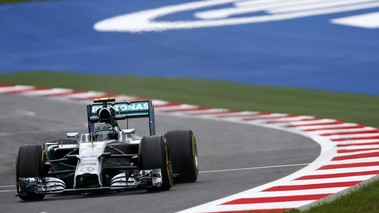 F1 GP Autriche 2014 Mercedes Rosberg vue de face 