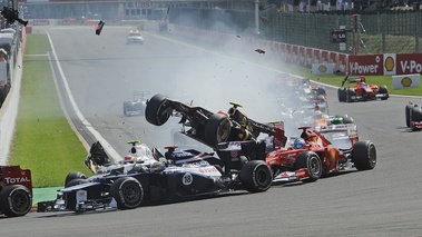 F1 GP Belgique 2012 crash départ
