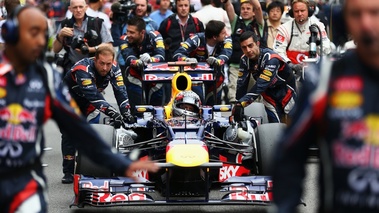 F1 GP Brésil 2012 Red Bull et mécaniciens