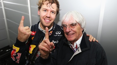 F1 GP Brésil 2012 Red Bull Vettel et Bernie Ecclestone 